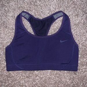 💜 Nike Dry Fit Sports Bra 💜